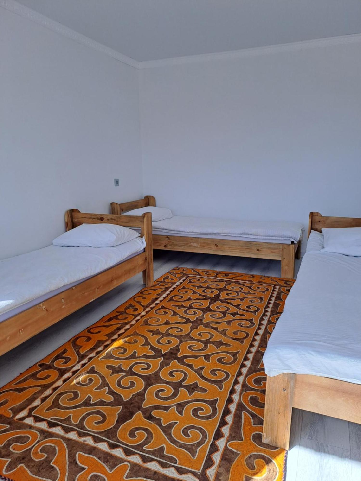 "Ailun" Guest House Tong Camera foto